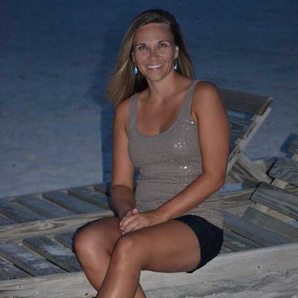 Meet your Posher, Amy - Picture 1 of 1